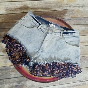 light wash distressed shorts